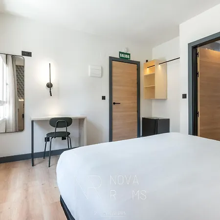 Pensjonat Novarooms By Myhousespain *